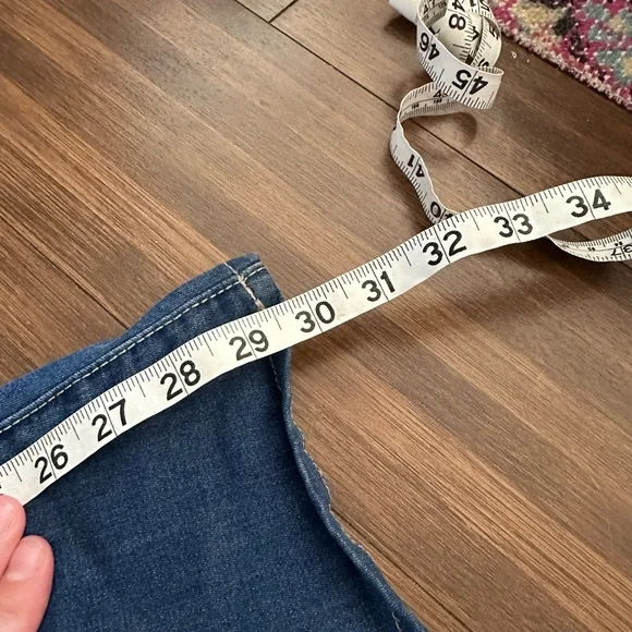 FREE PEOPLE WOMEN'S DARK WASH HIGH RISE JUST FLOAT ON FLARE JEANS size 25 - Picture 7 of 9